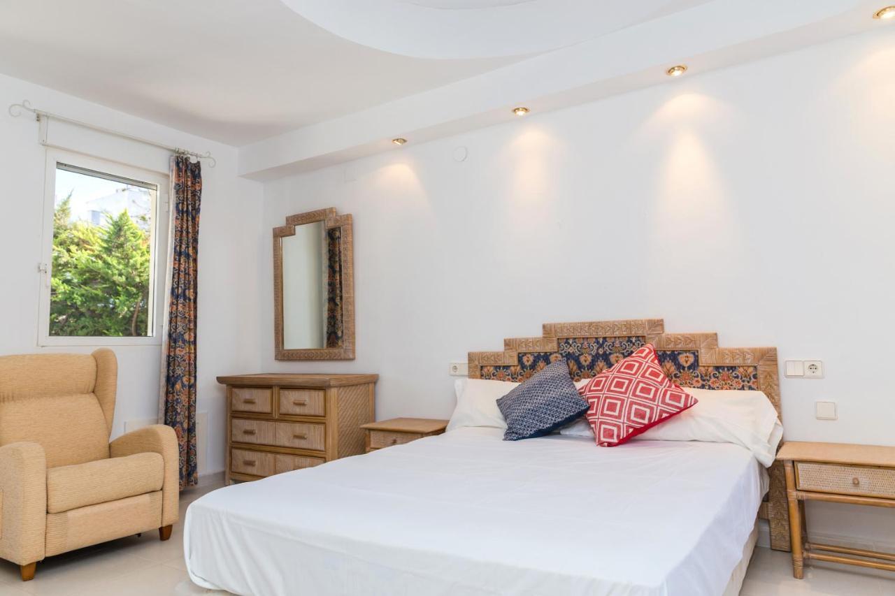 Oasis Club II Triplex Apartment By Rock Rentals Jávea Exterior foto